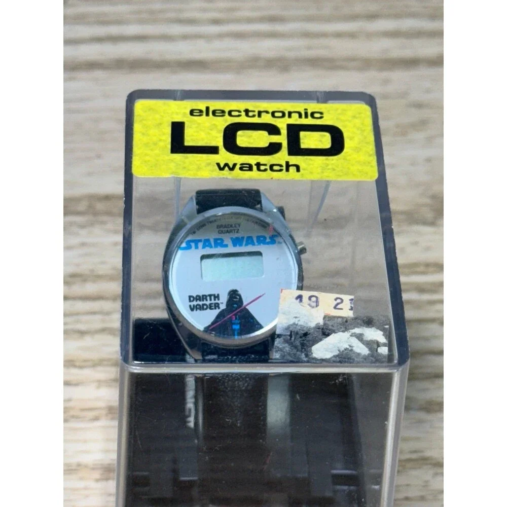 NOS Vintage Star Wars 1983 Return of The Jedi‎ Wrist Watch Darth Vader Bradley